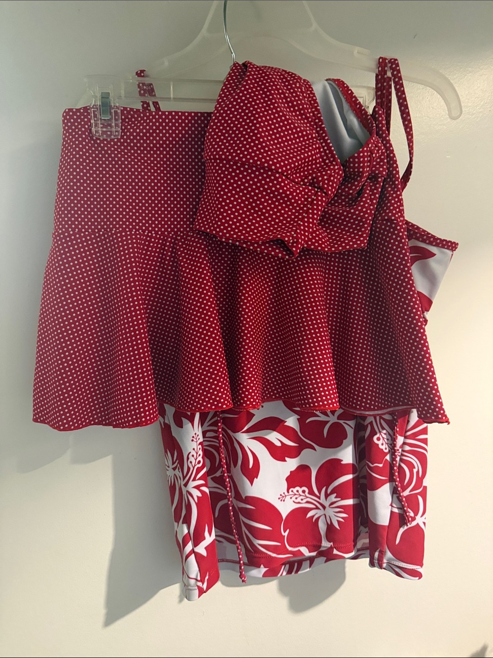 Hapari 3 piece swim set! Red and White Floral Tankini with skirt and bottoms, - Picture 2 of 6